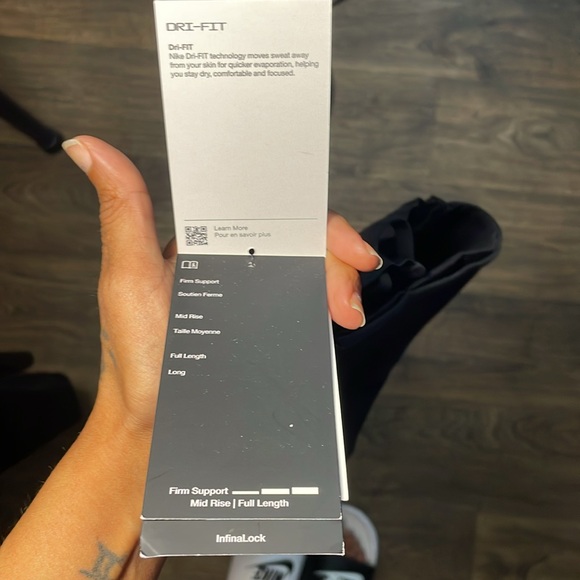 Nike One Black Firm Compression Leggings Women’s Size XS NWT - Picture 10 of 11